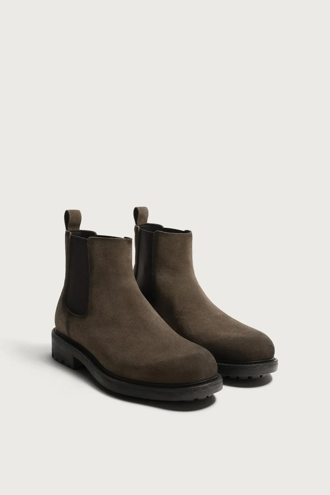 Кожаные ботинки на массивной подошве, Zara