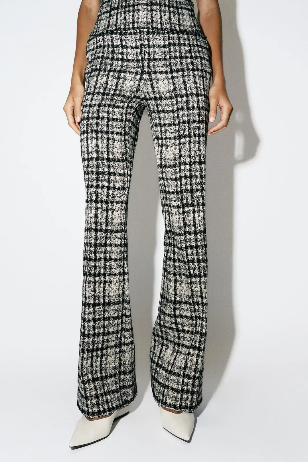 Расклешенные брюки в клетку, Zara