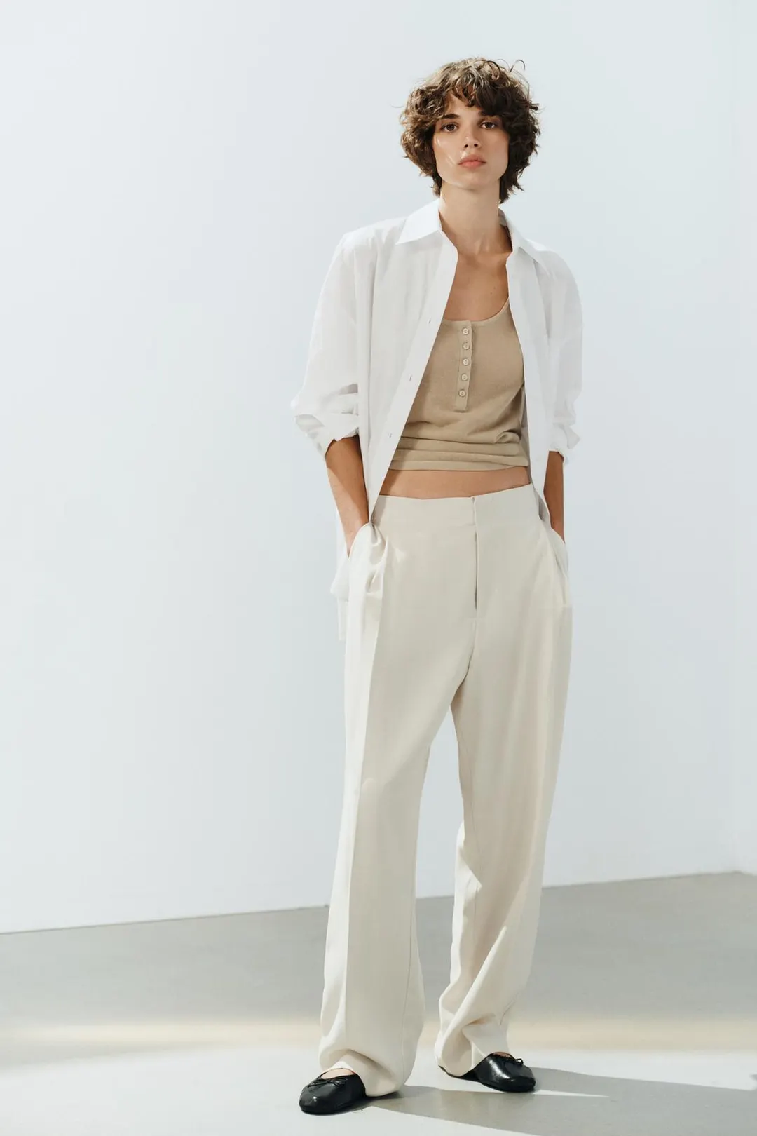Струящиеся брюки со складками, Zara