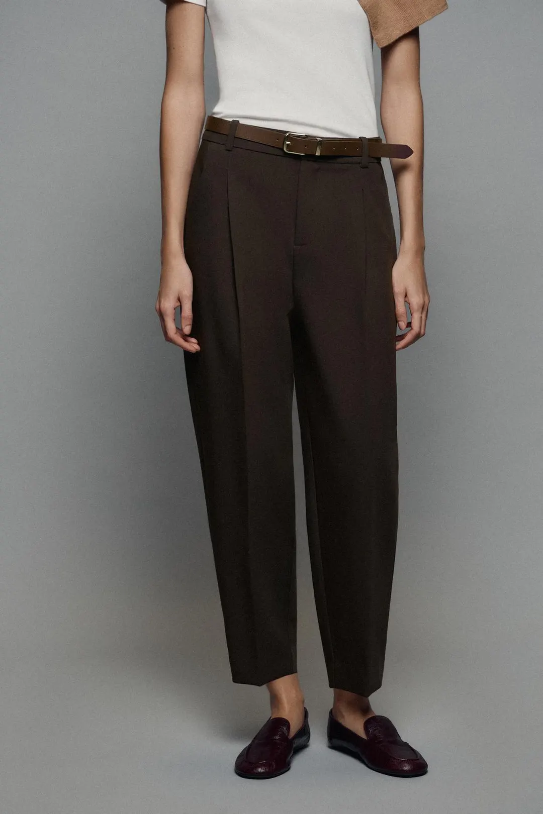 Укороченные брюки с поясом, Zara