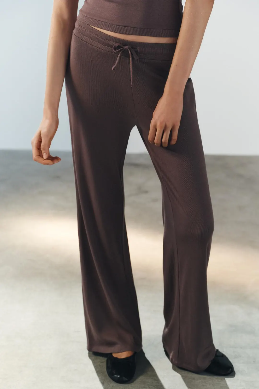 Брюки прямые в рубчик, Zara