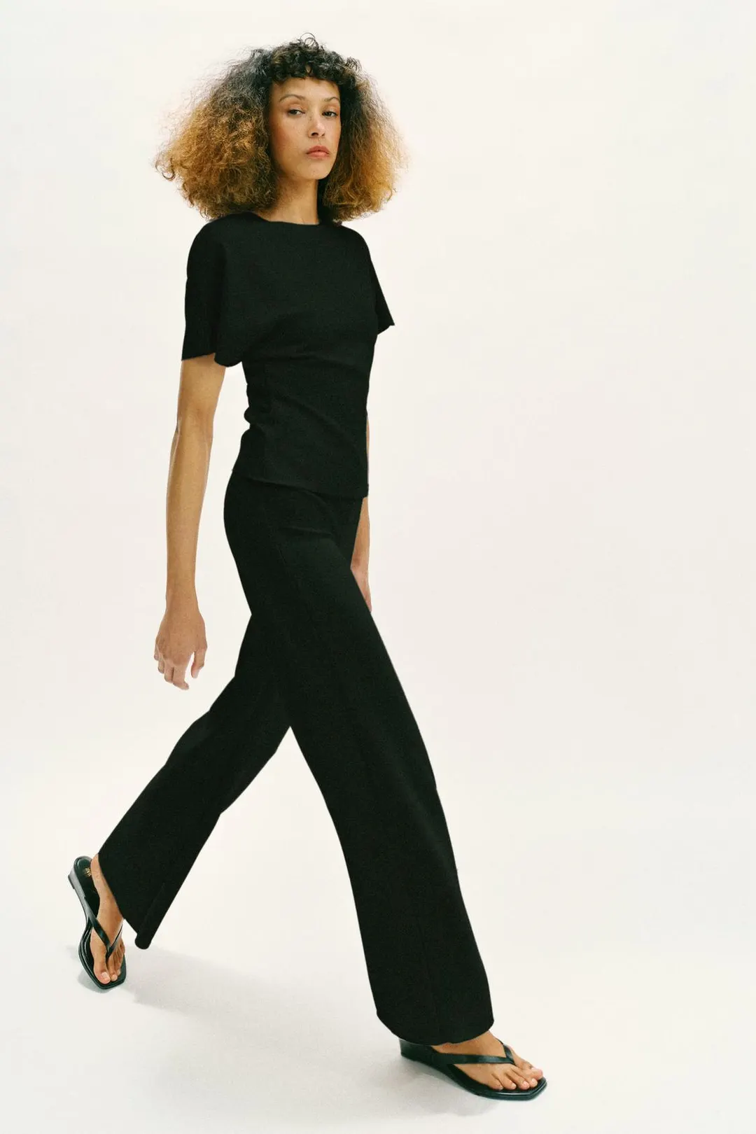 Брюки эластичные широкого кроя, Zara