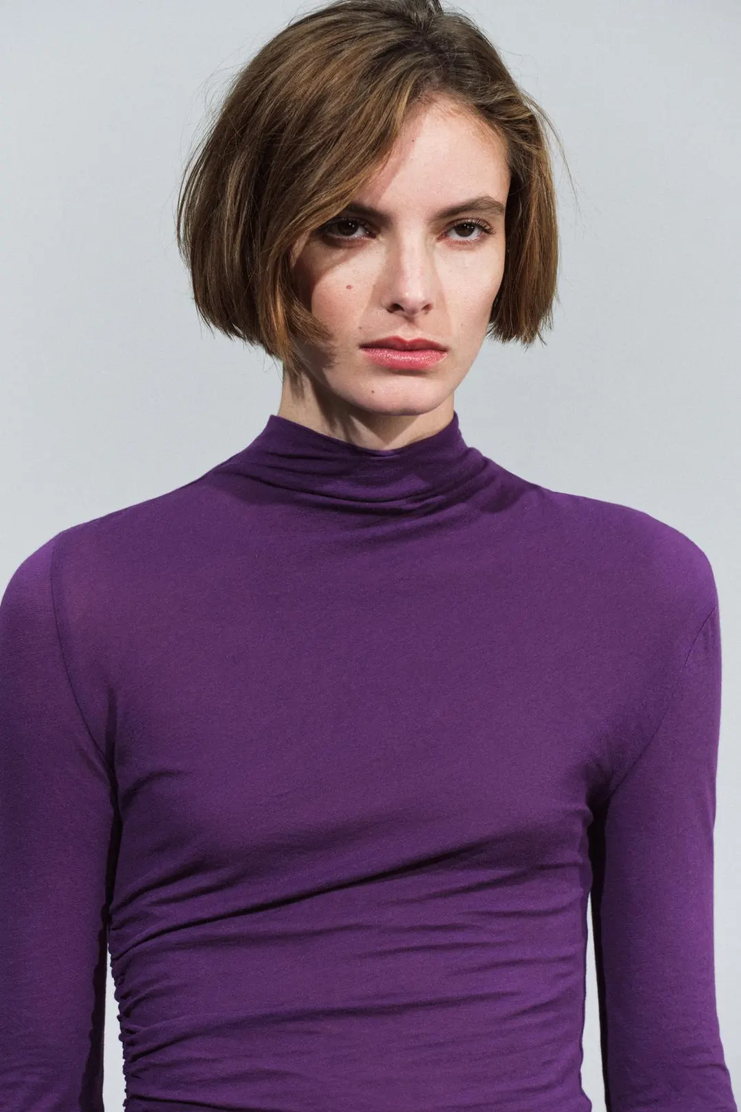 Топ со сборками и высоким воротником, Zara
