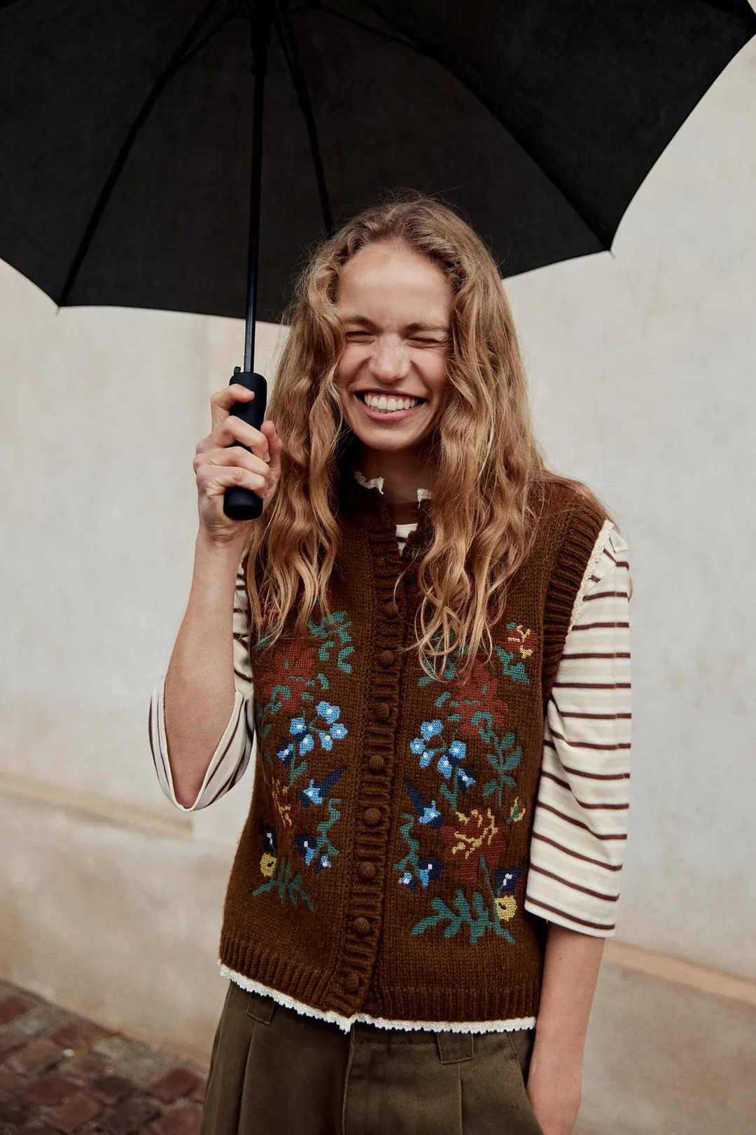 Жилет вязаный с цветочным жаккардовым узором, Zara