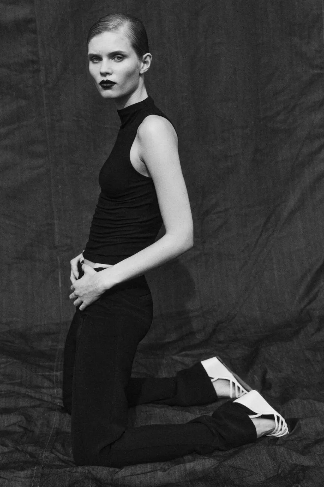 Босоножки с ремешками на танкетке, Zara
