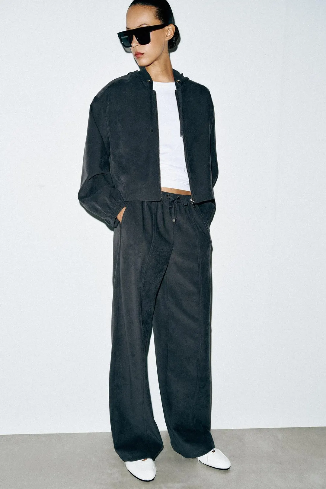 Брюки широкого кроя с эластичным поясом, Zara