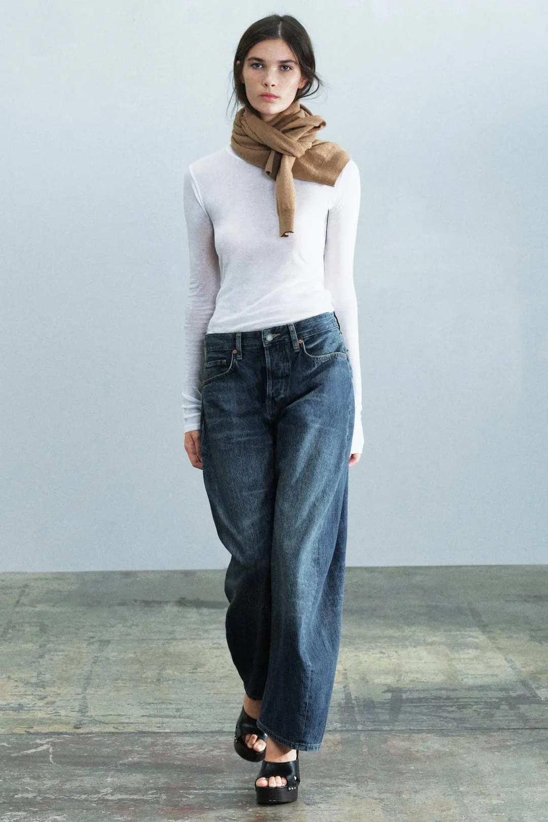 Джинсы-баллоны ZW Collection со средней посадкой, Zara