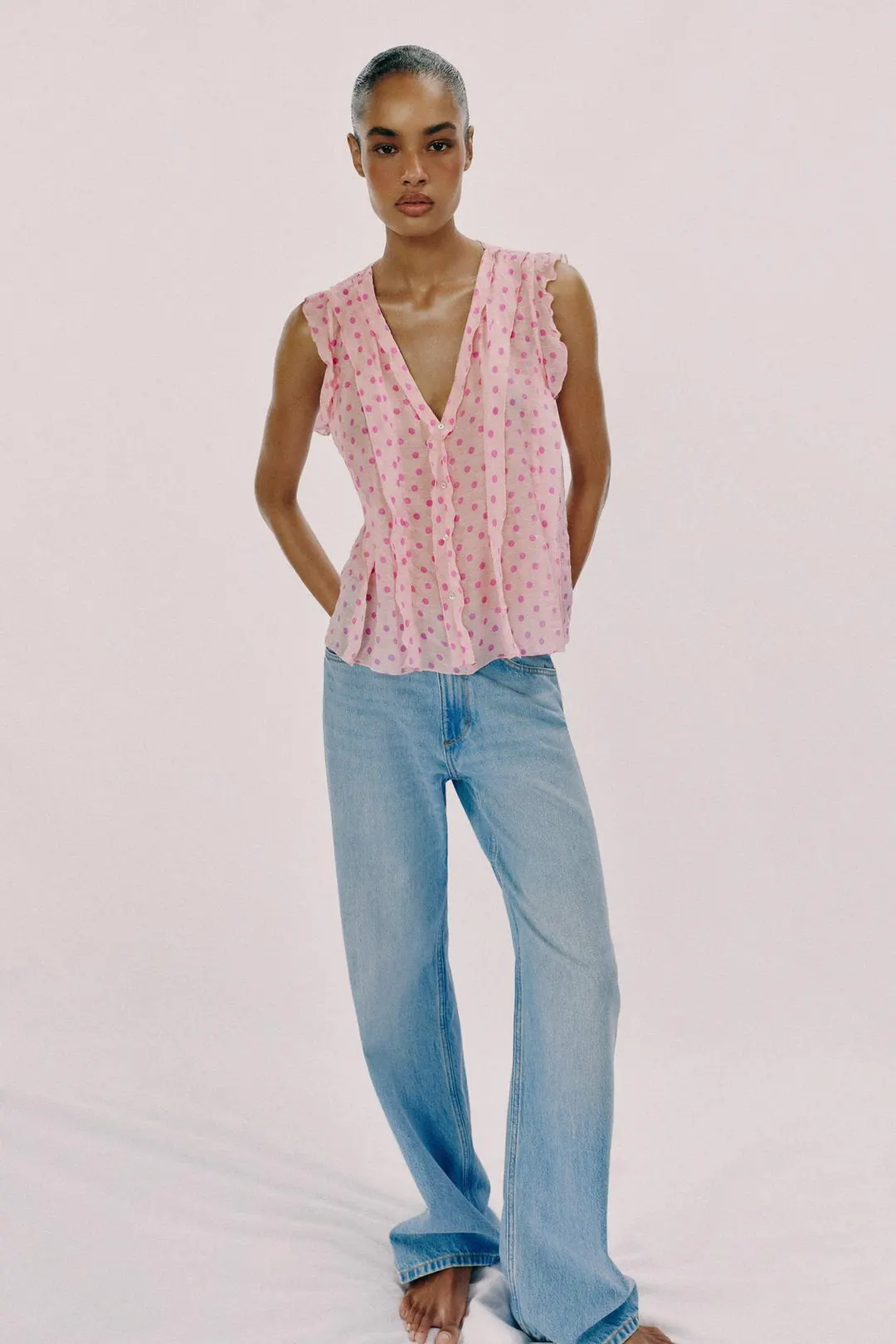 Блузка в горошек с оборками, Zara
