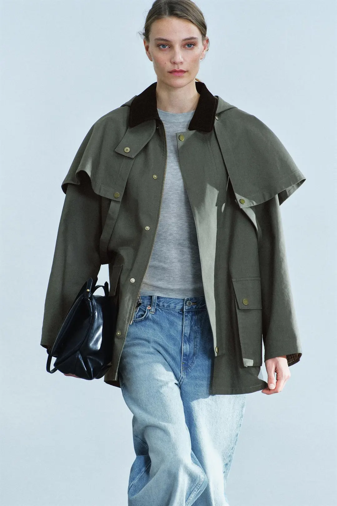 Тренч с капюшоном и контрастным воротником ZW Collection, Zara