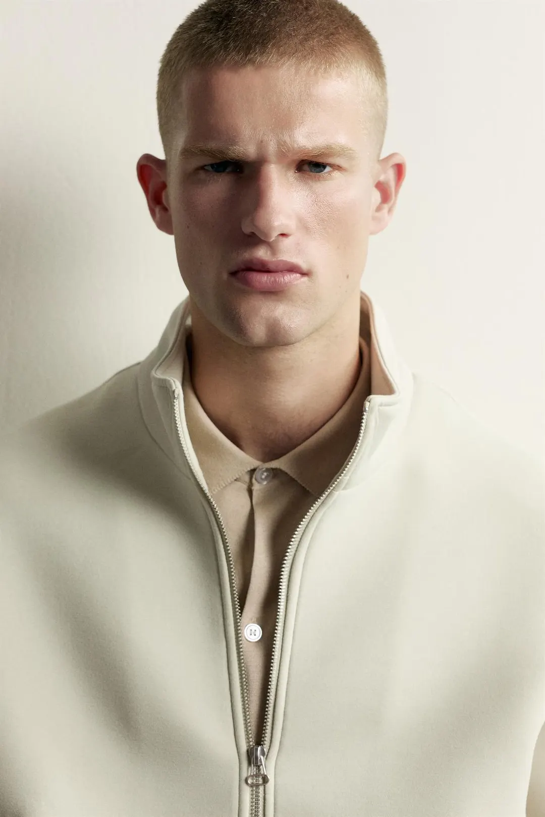Куртка свободного кроя из технологичной ткани, Zara