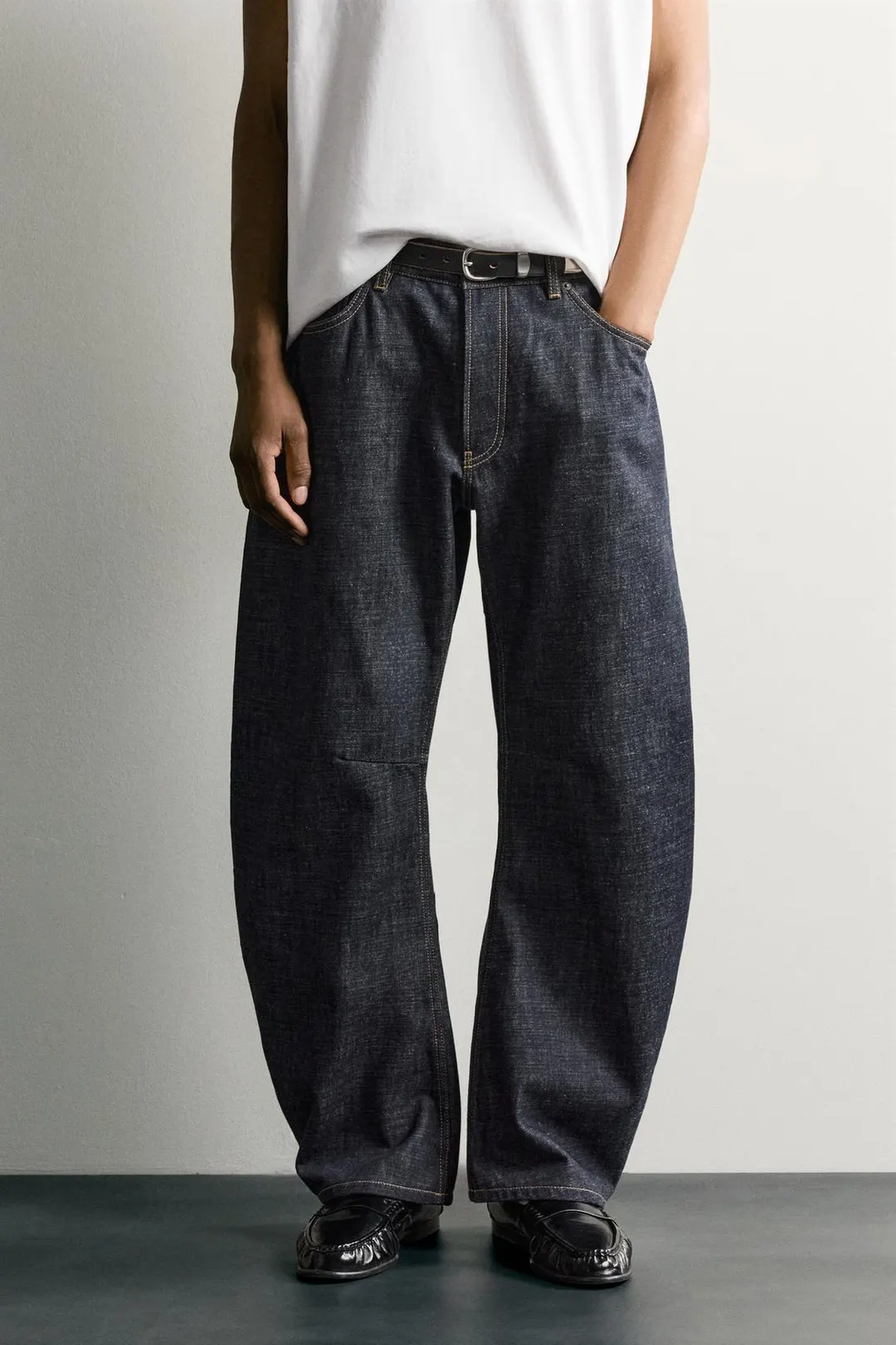 Джинсы прямого кроя barrel, Zara