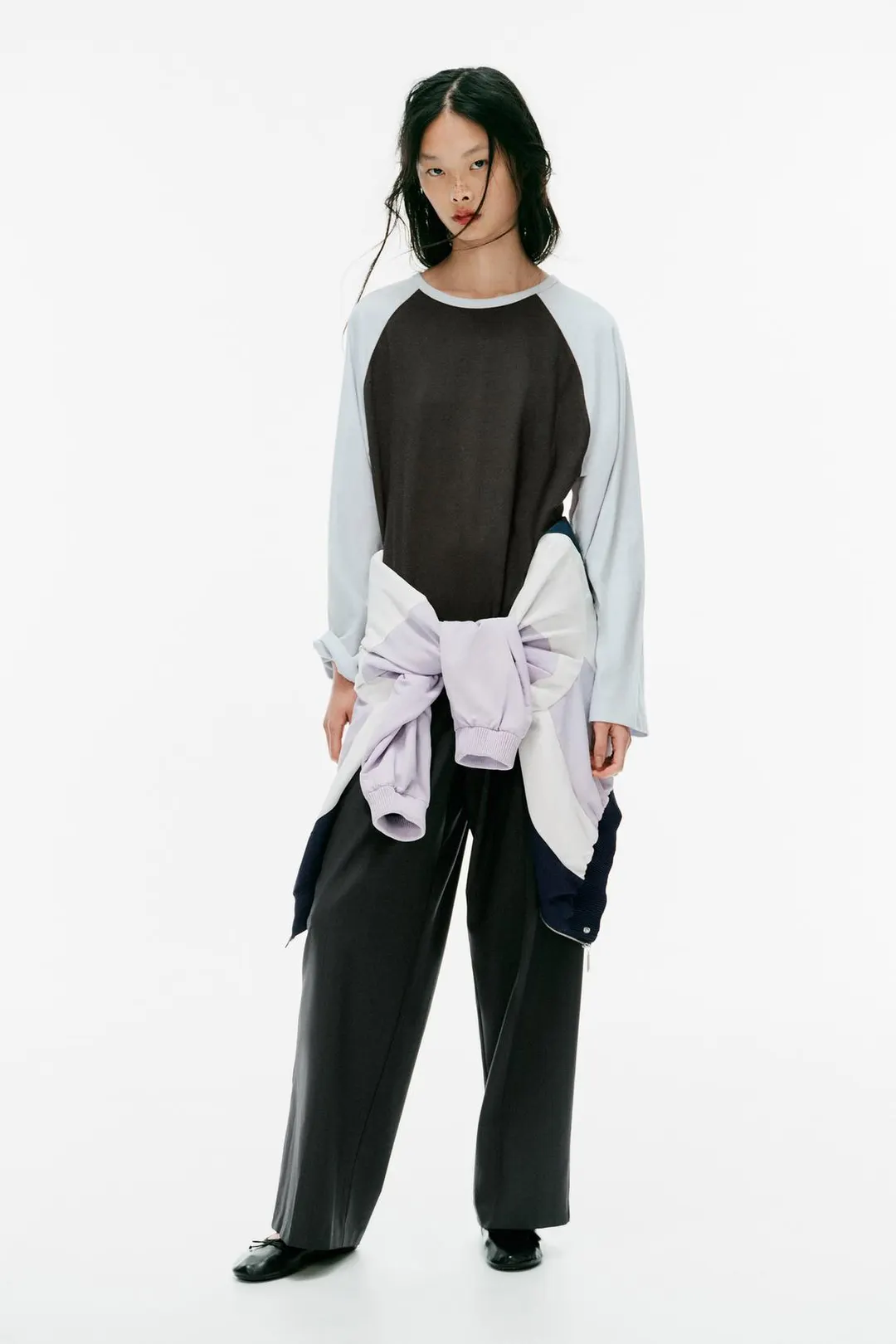 Футболка с контрастными рукавами реглан, Zara