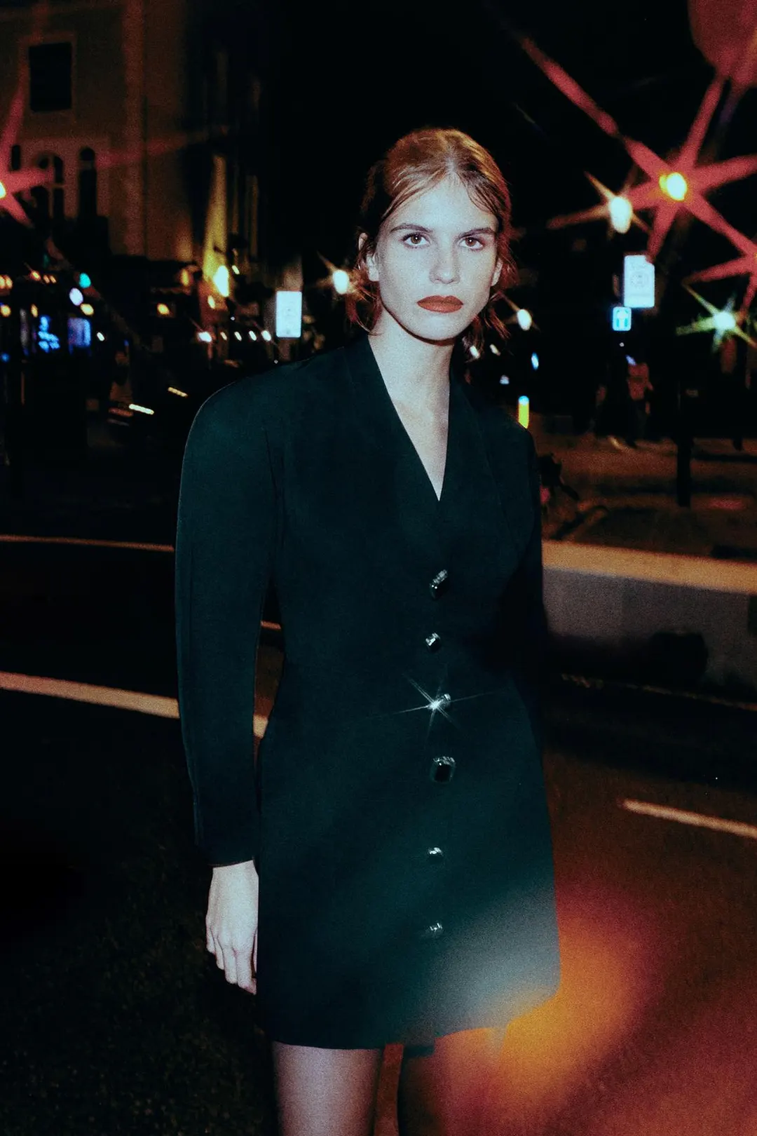 Мини-платье в стиле блейзера с ювелирными пуговицами, Zara