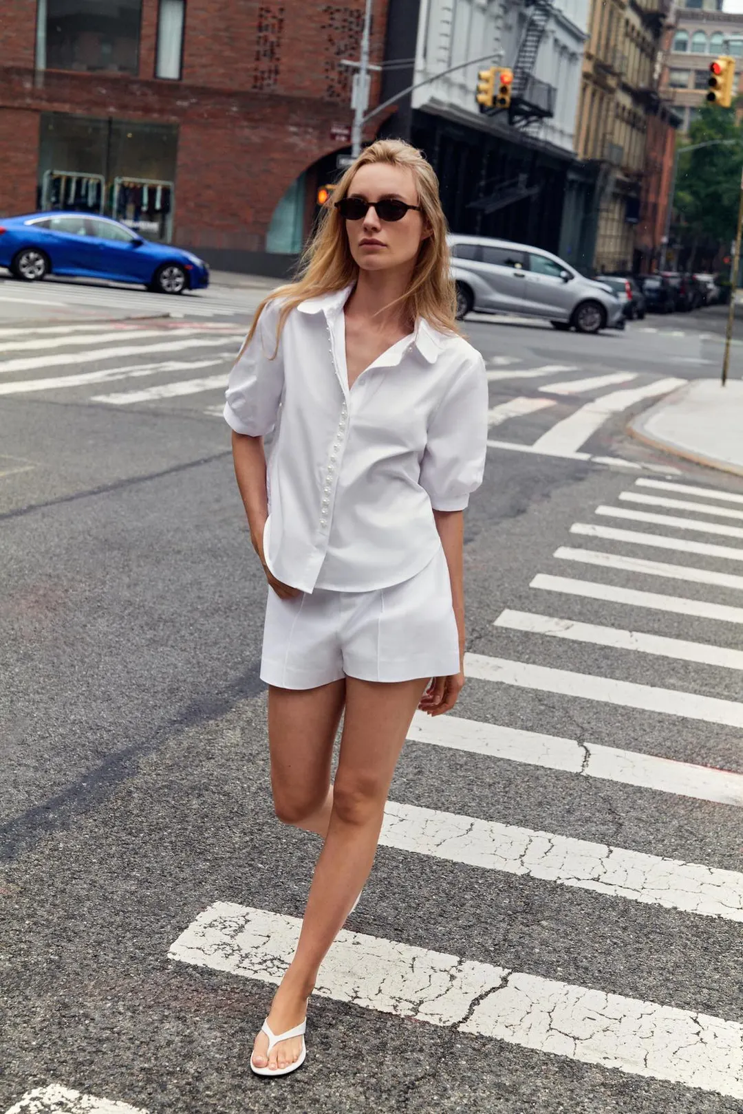 Рубашка из поплина с искусственным жемчугом, Zara