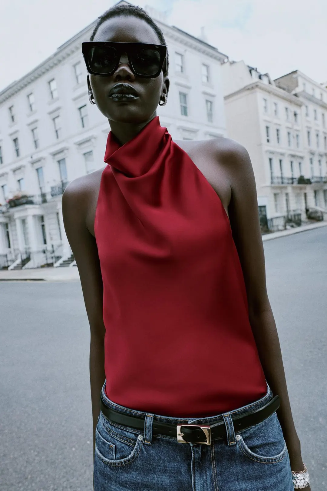 Атласный топ с бретелью халтер, Zara