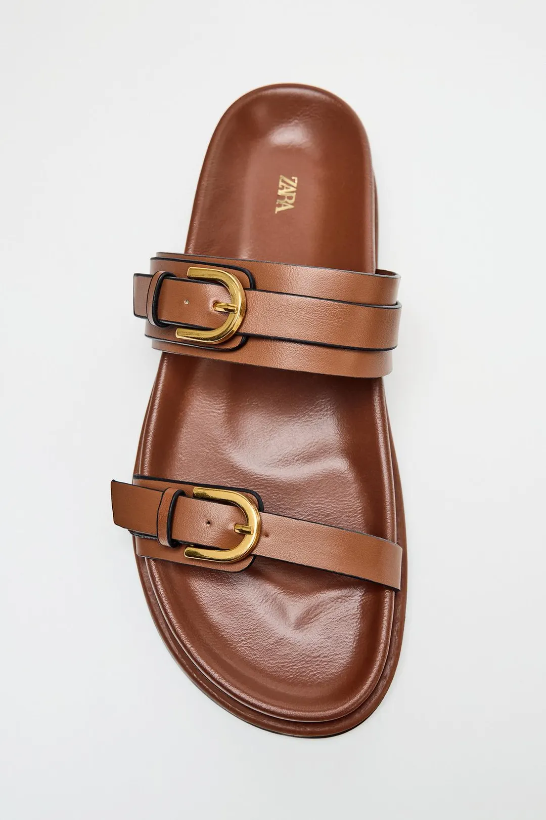 Сандалии с пряжкой, Zara
