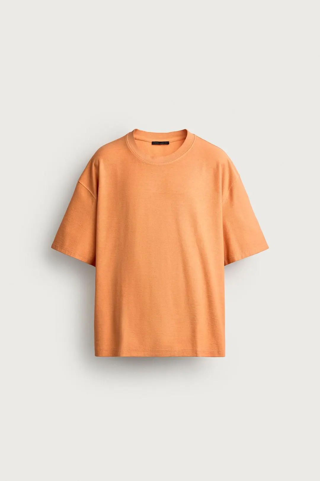 Футболка свободного кроя с декоративными швами, Zara