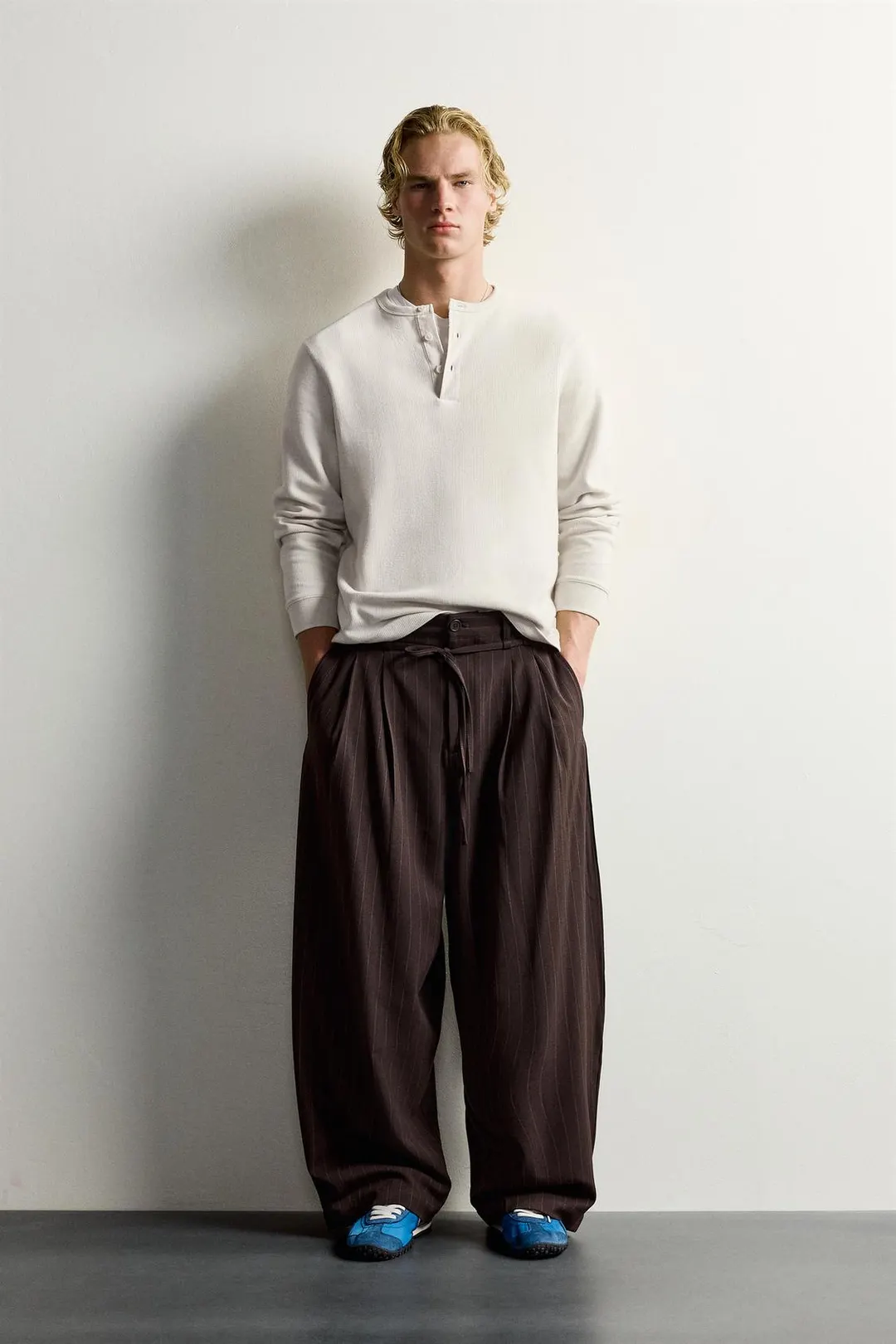 Брюки баллоны в тонкую полоску с ремнем, Zara