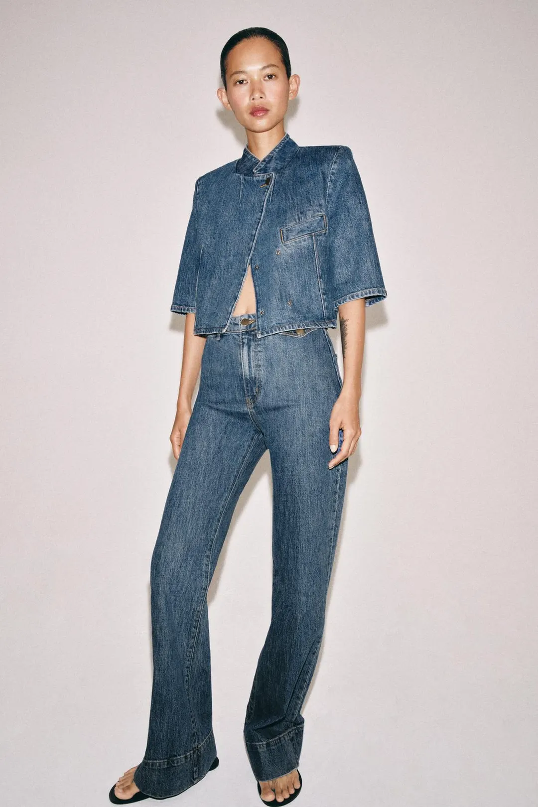 Укороченный джинсовый пиджак ZW Collection, Zara