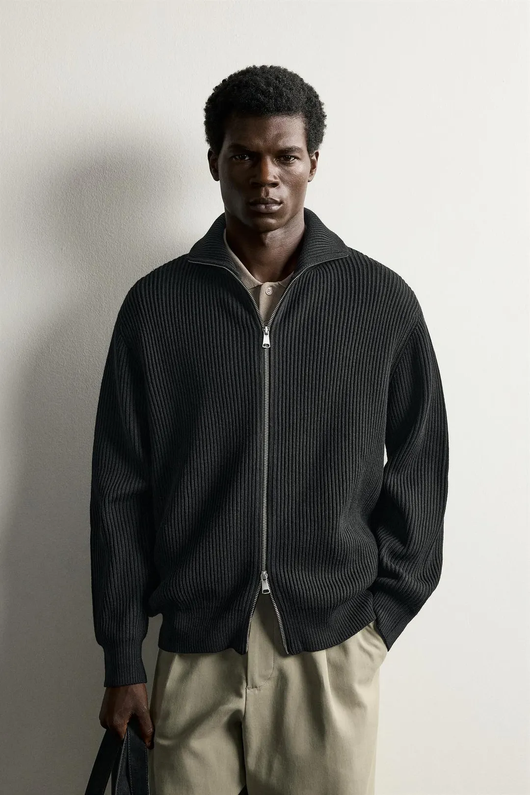 Плотный кардиган на молнии, Zara