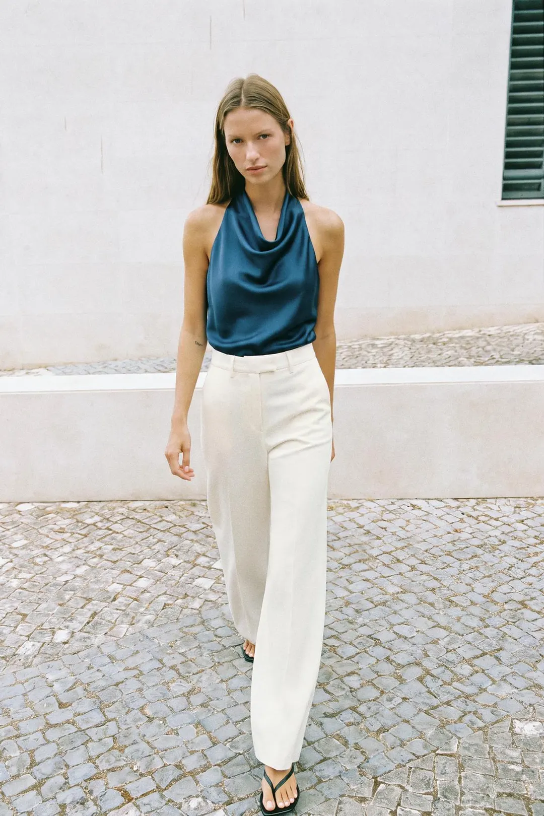 Атласный топ с бретелью халтер, Zara