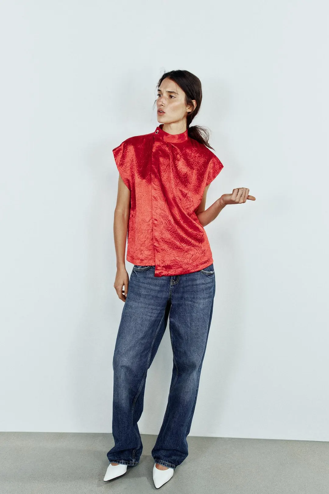 Топ атласный с жатым эффектом, Zara