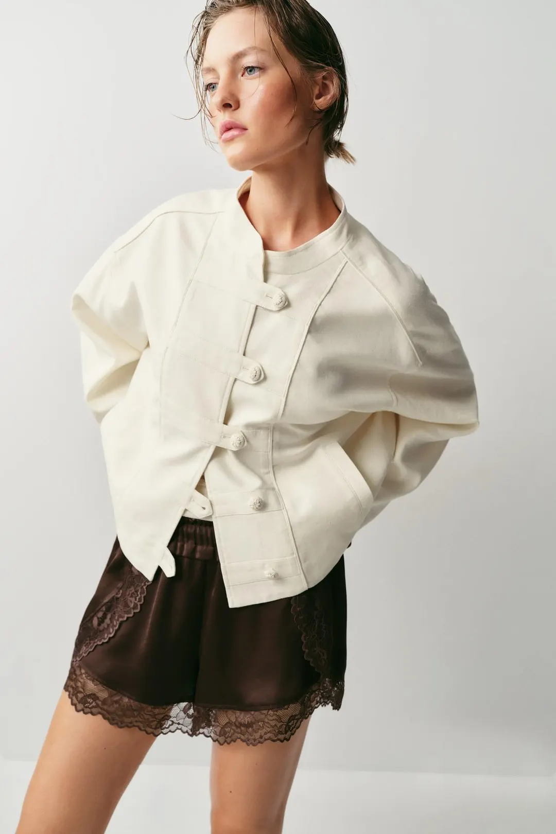 Комбинированные кружевные шорты, Zara