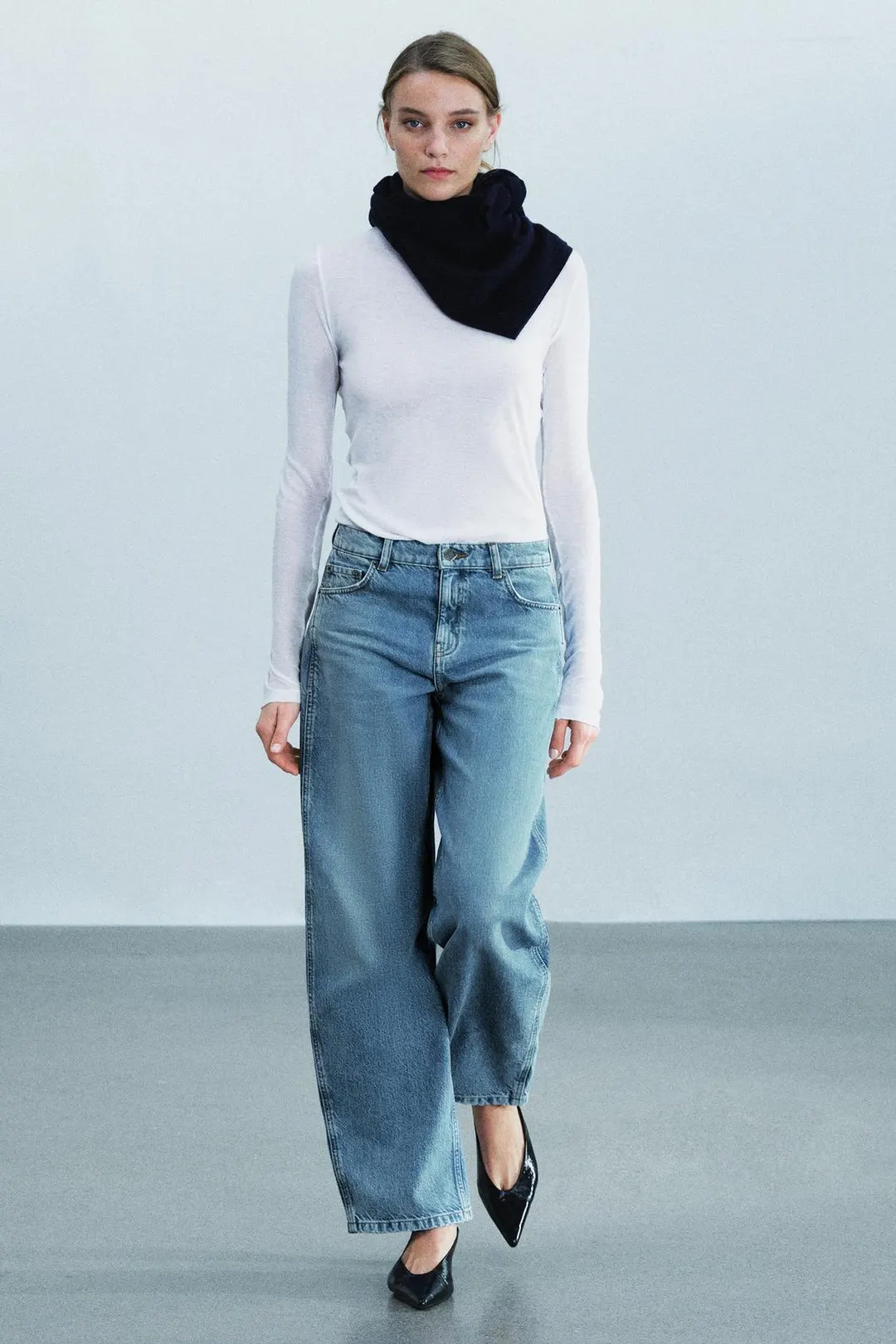 Джинсы ZW Collection прямого изогнутого кроя средней посадки, Zara