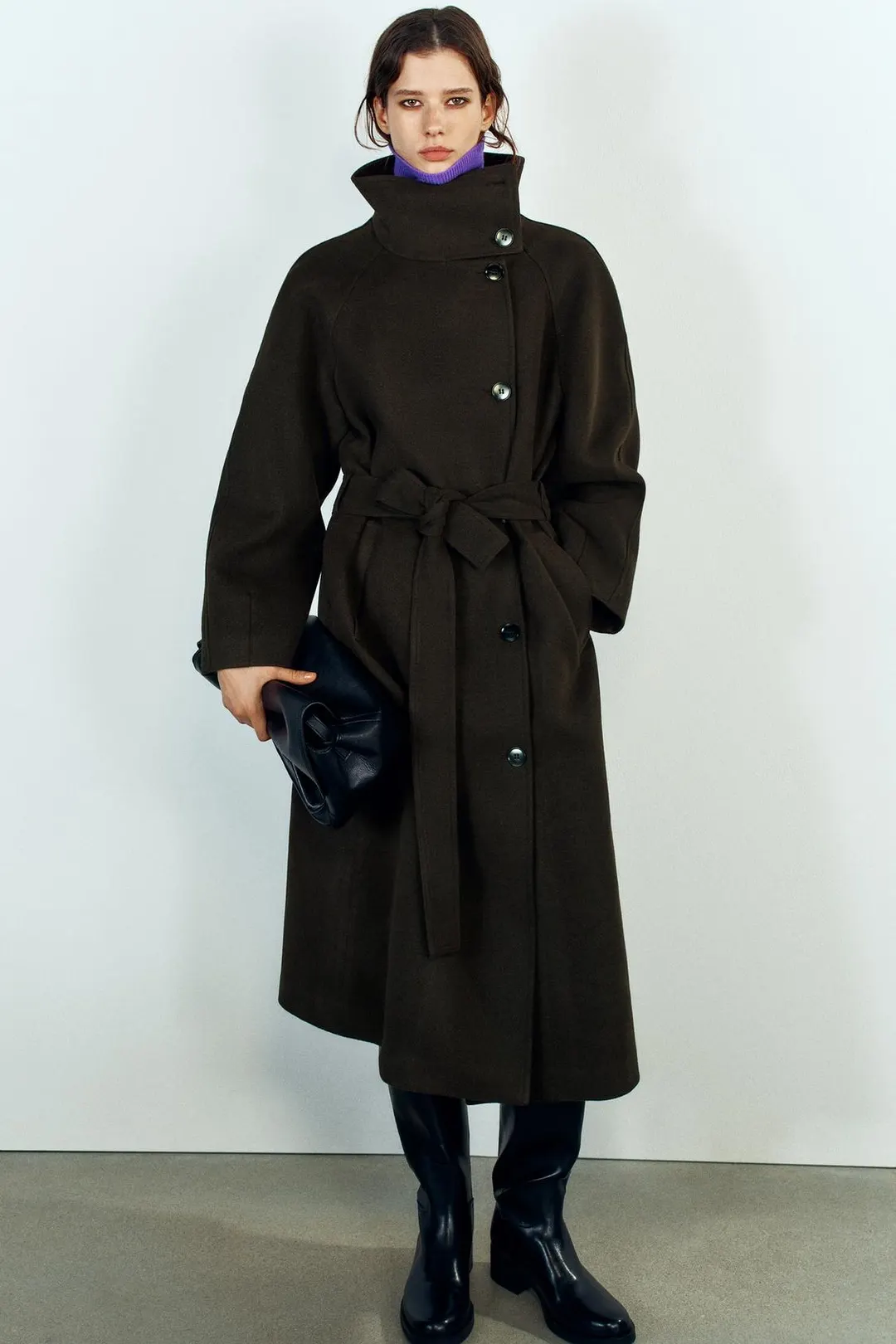 Пальто с высоким воротником и поясом, Zara