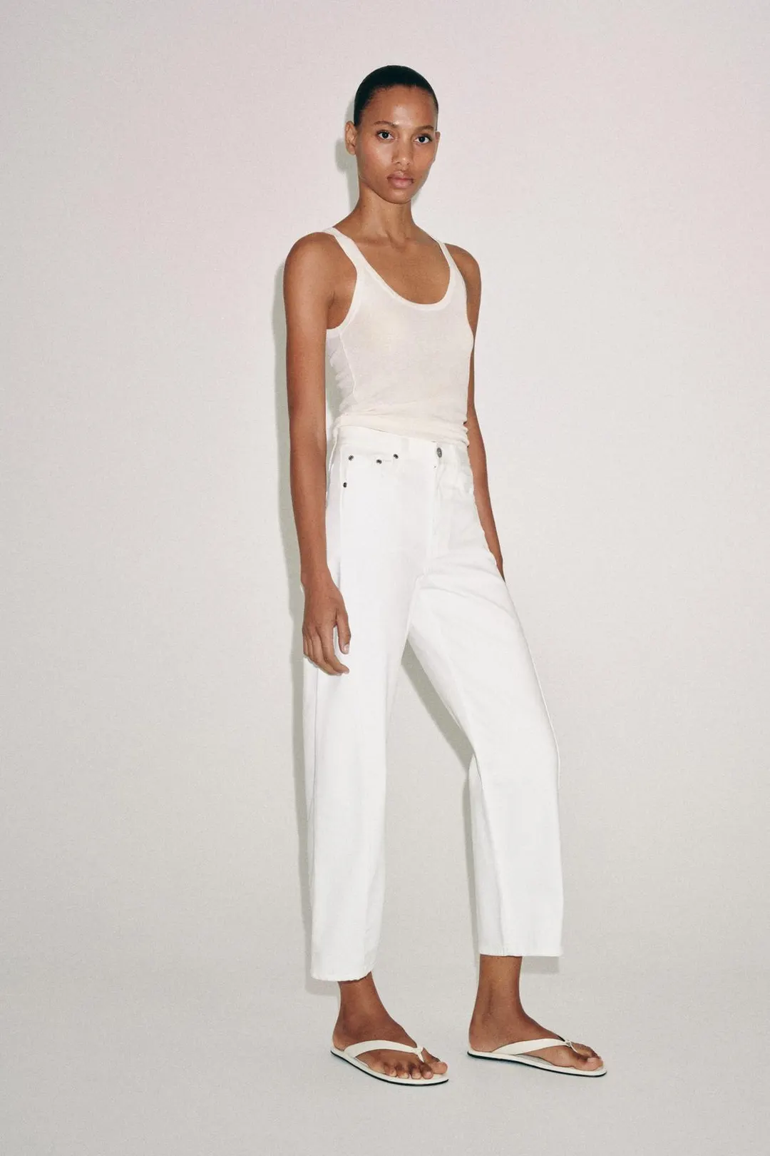 Джинсы ZW Collection укороченные свободного кроя со средней посадкой, Zara