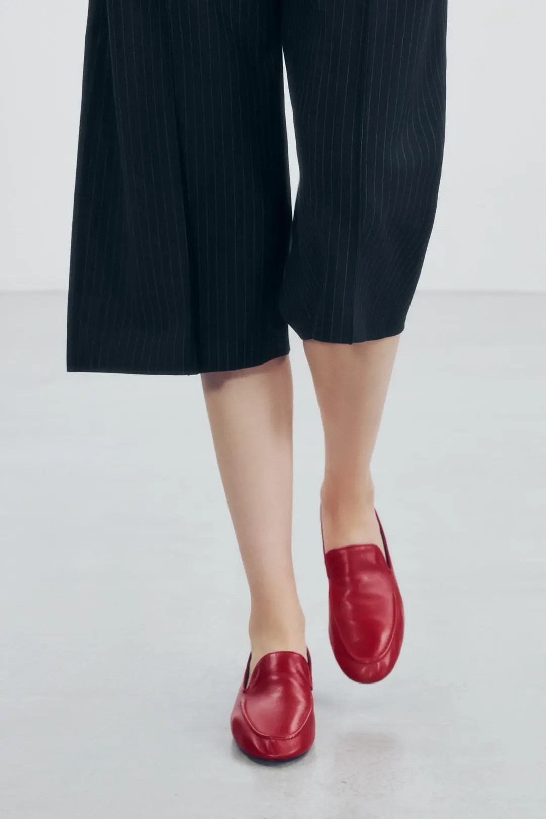 Лоферы кожаные, Zara