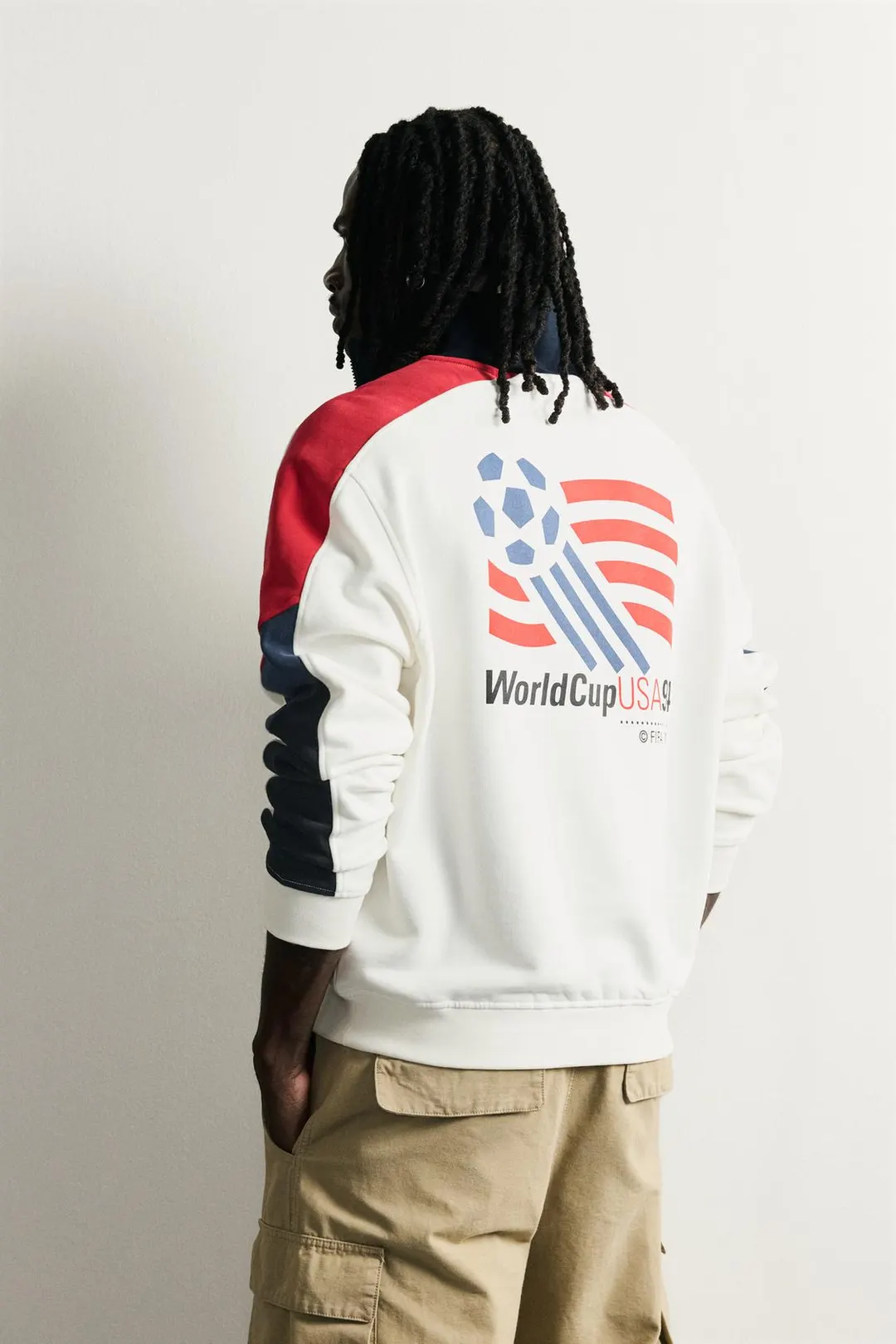 Толстовка с воротником на молнии USA 94 FIFA WORLD CUP™ FIFA CLASSICS, Zara