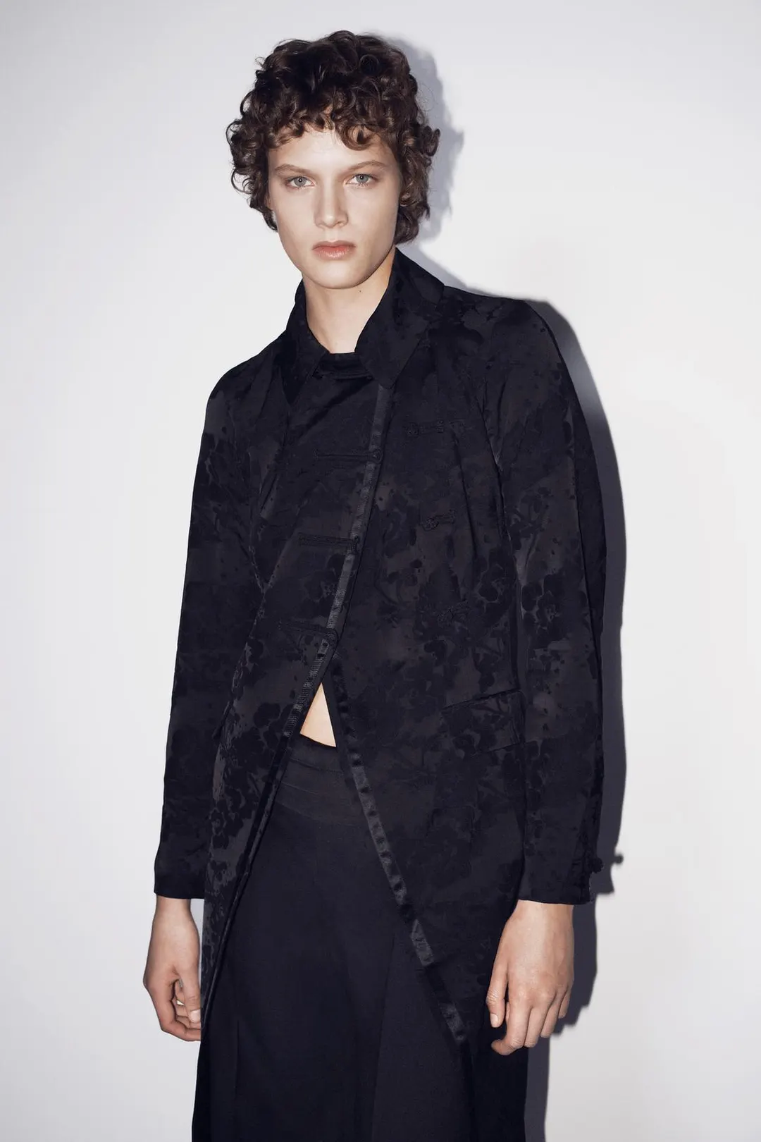Брюки из смесовой шерсти с широким поясом ZW Collection, Zara