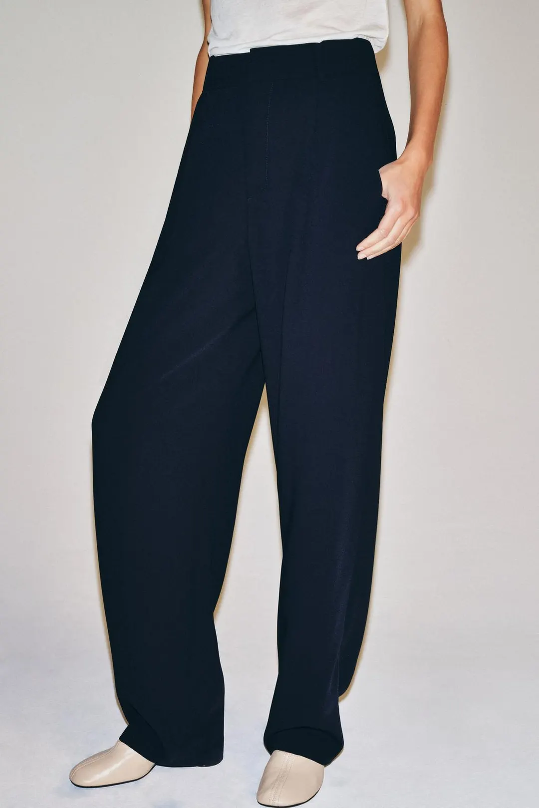 Брюки-баллоны с вытачками ZW Collection, Zara