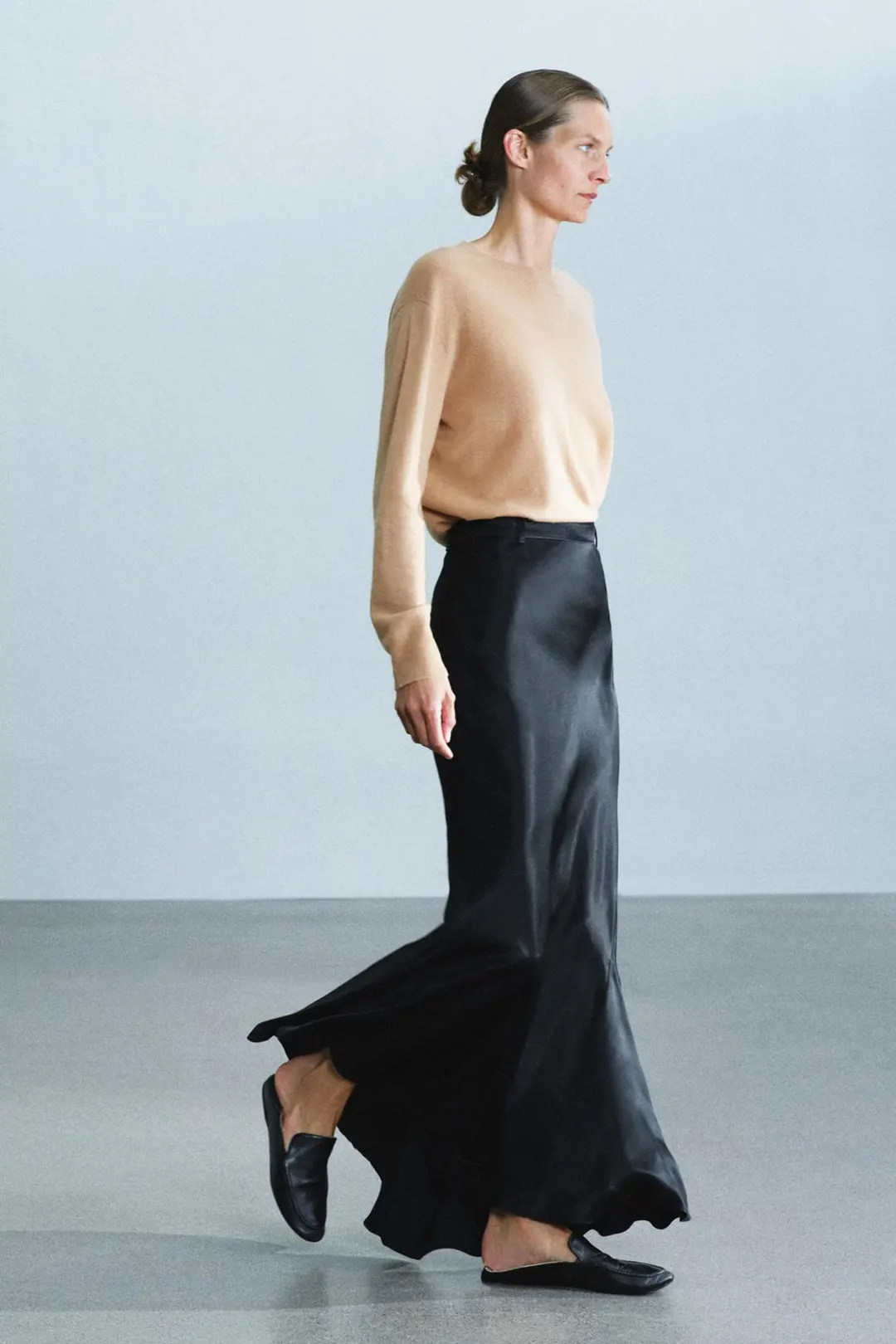 Юбка длинная атласная с клиньями годе ZW Collection, Zara
