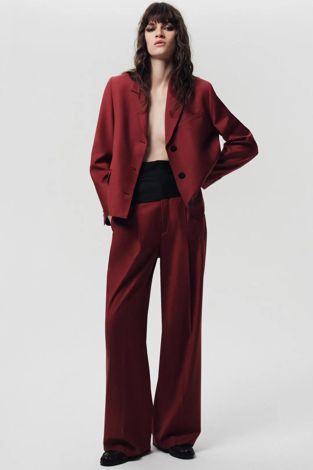 Брюки со складками из смесовой шерсти ZW Collection, Zara