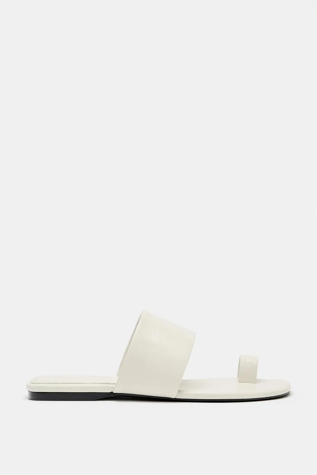 Сандалии без каблука из кожи Limited Edition, Zara