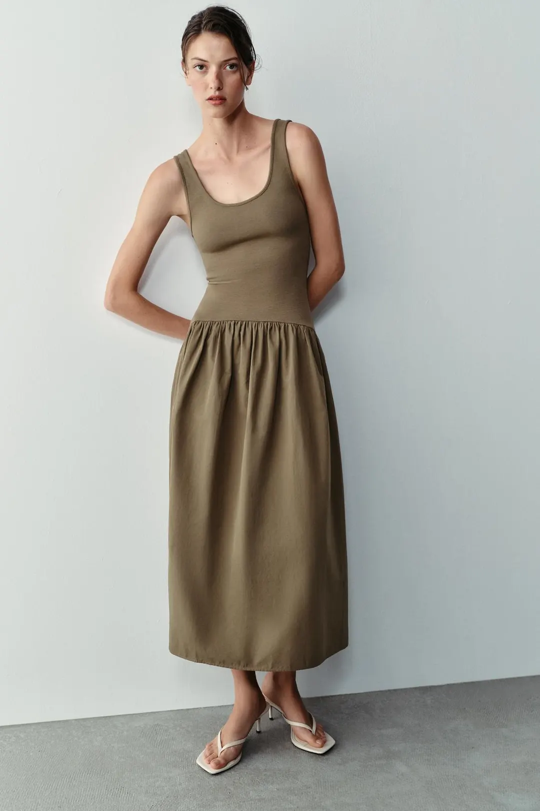 Платье на бретелях с контрастными деталями, Zara