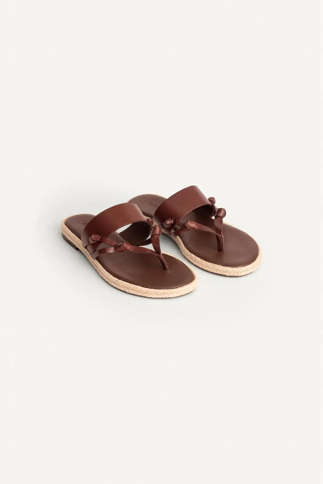 Сандалии из комбинированной кожи, Zara