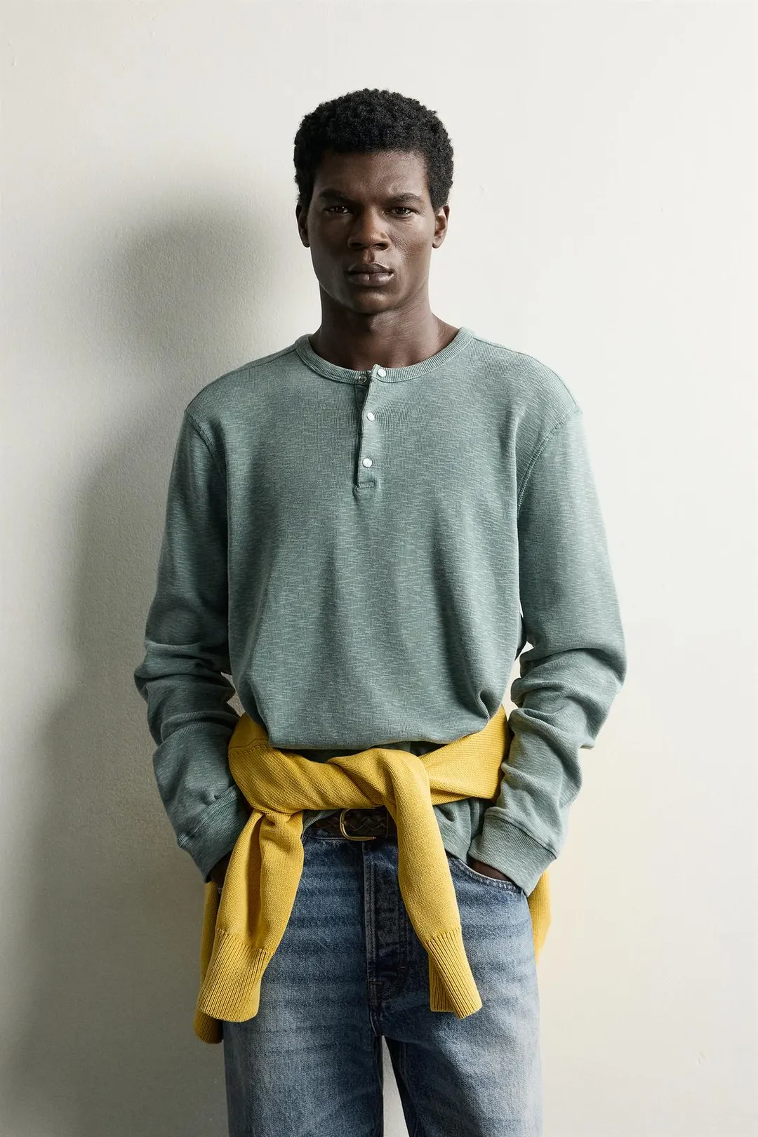 Футболка хенли relaxed fit, Zara