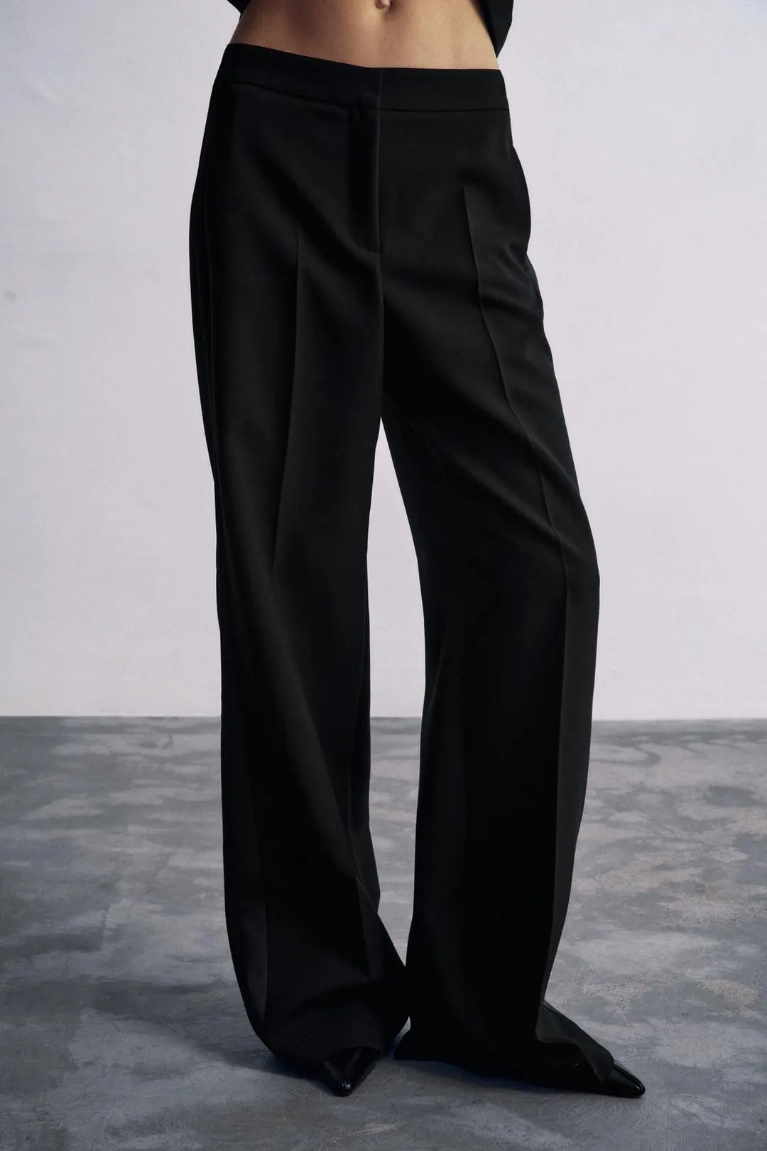 Брюки с атласными лампасами, Zara