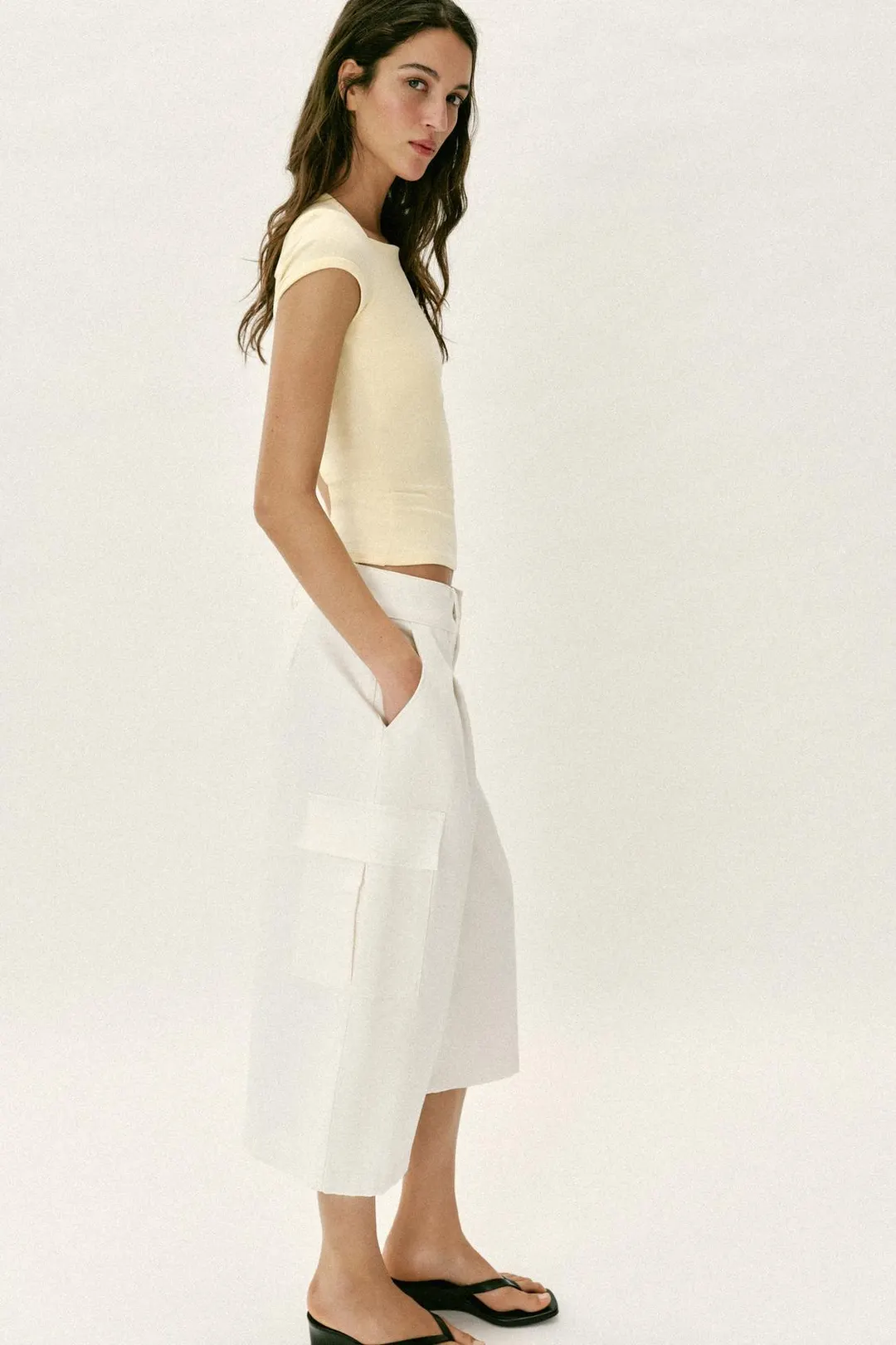 Футболка с квадратным вырезом, Zara