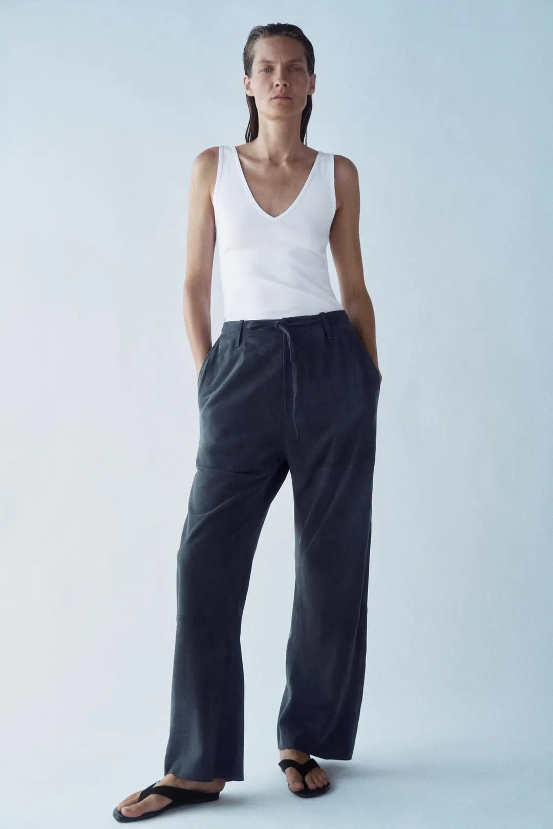 Топ в рубчик с V-образным вырезом, Zara
