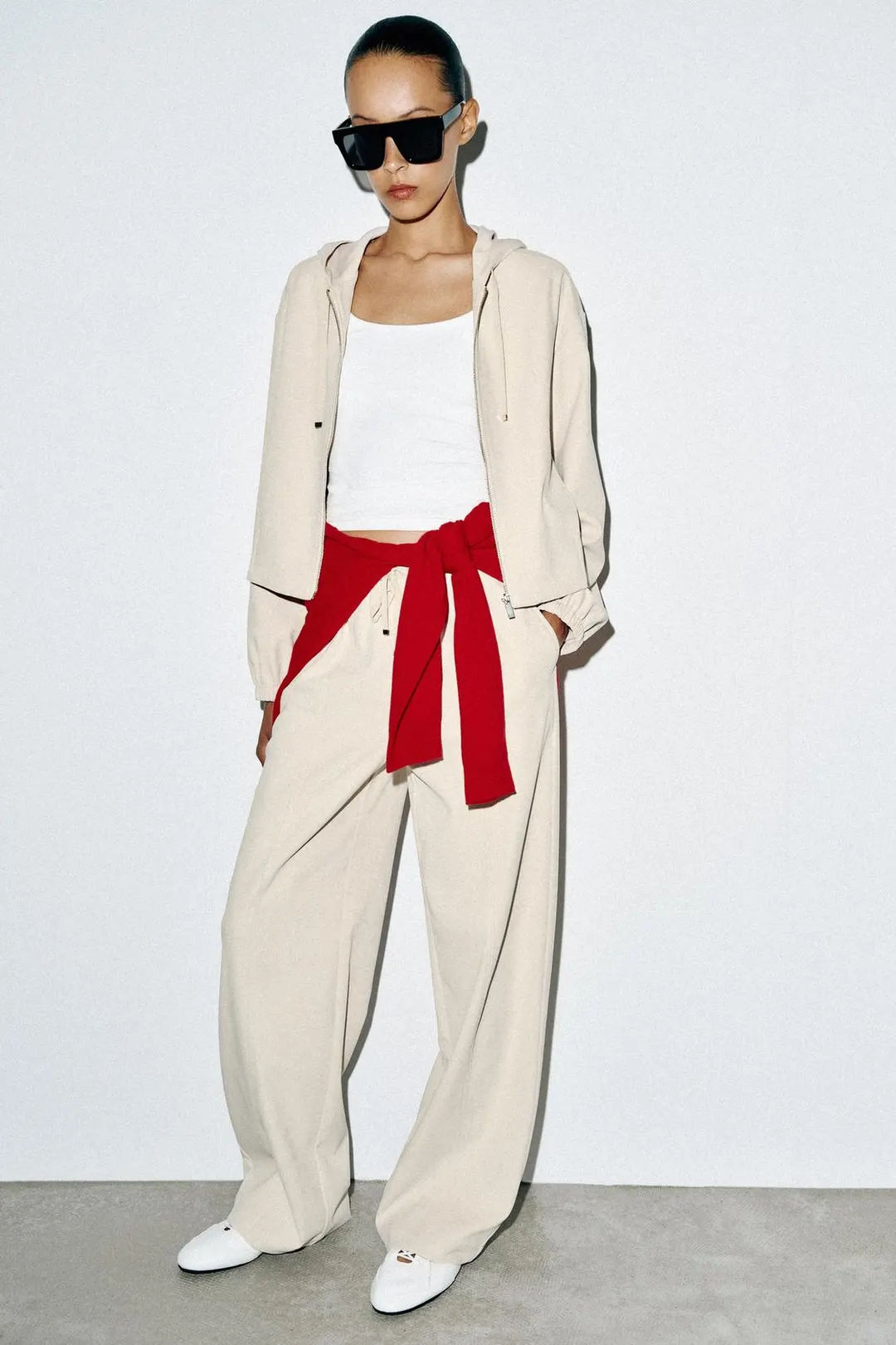 Куртка-бомбер с капюшоном, Zara