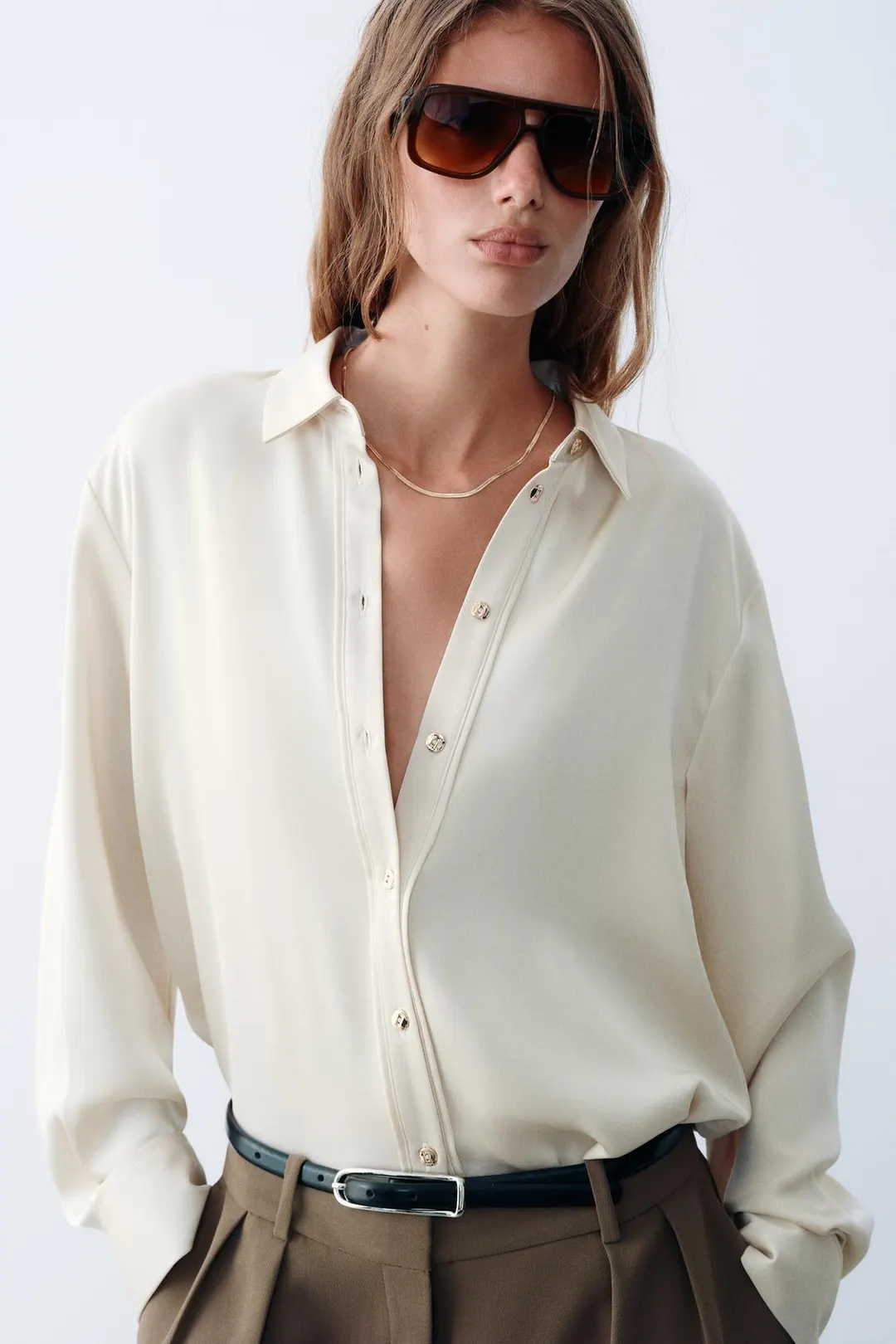 Атласная рубашка с золотистыми пуговицами, Zara