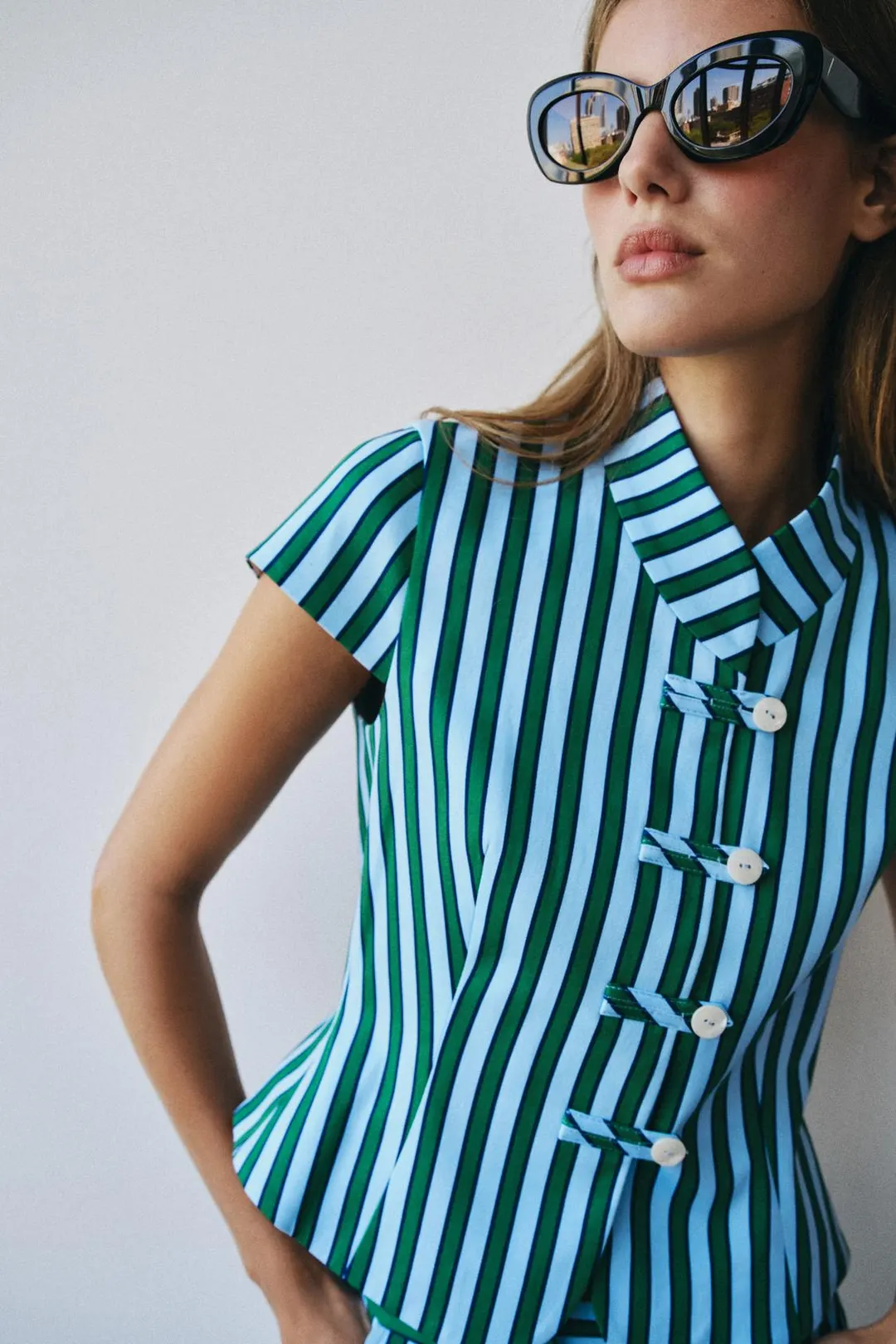 Топ в полоску с застежкой-клевант, Zara