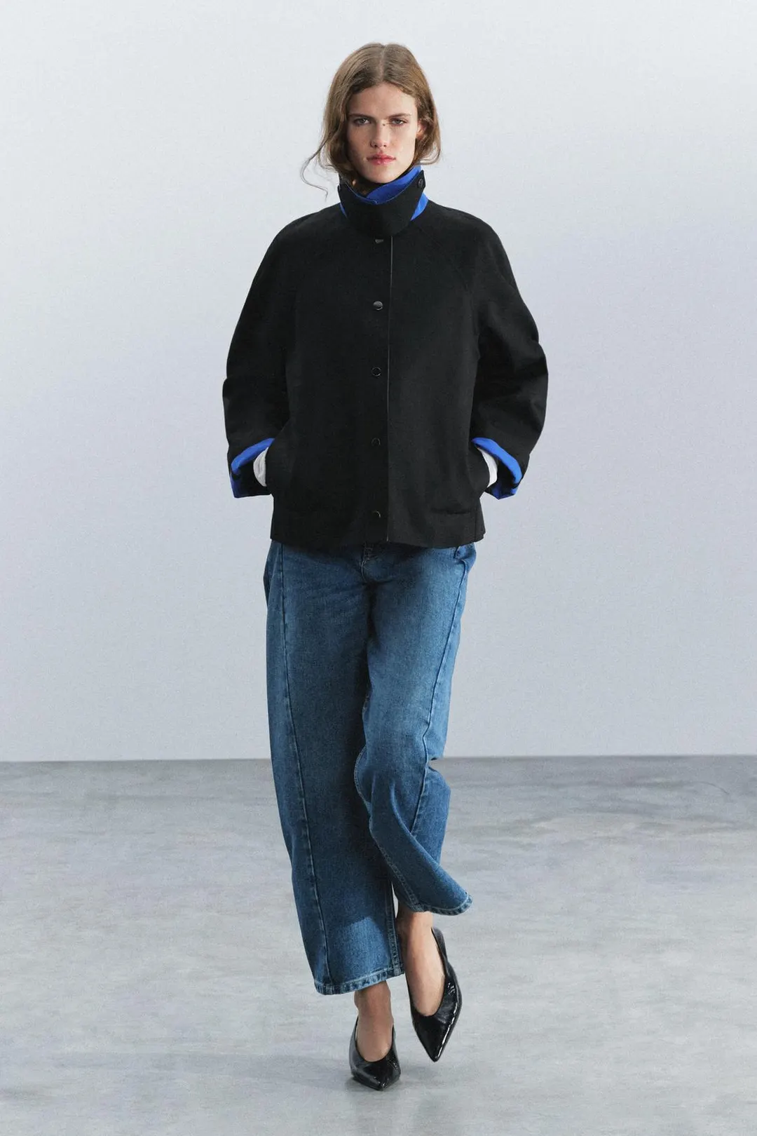 Куртка с контрастной внутренней отделкой ZW Collection, Zara