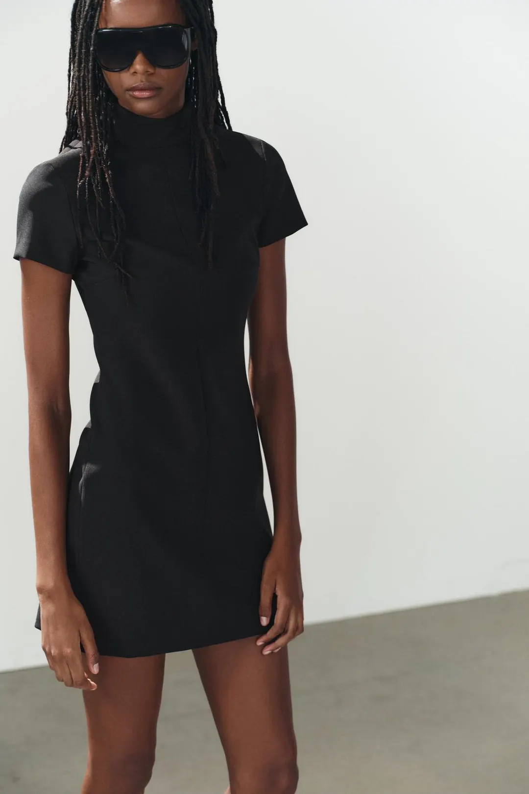 Мини-платье с короткими рукавами, Zara
