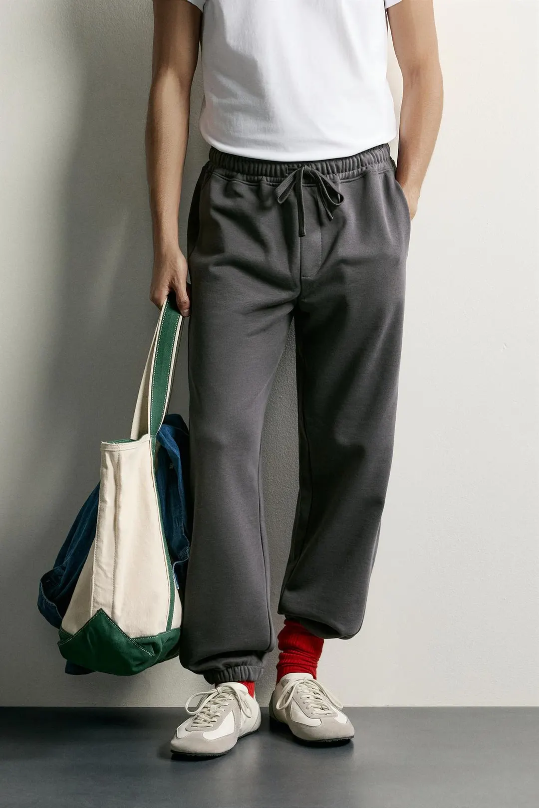Брюки джоггеры базовые, Zara