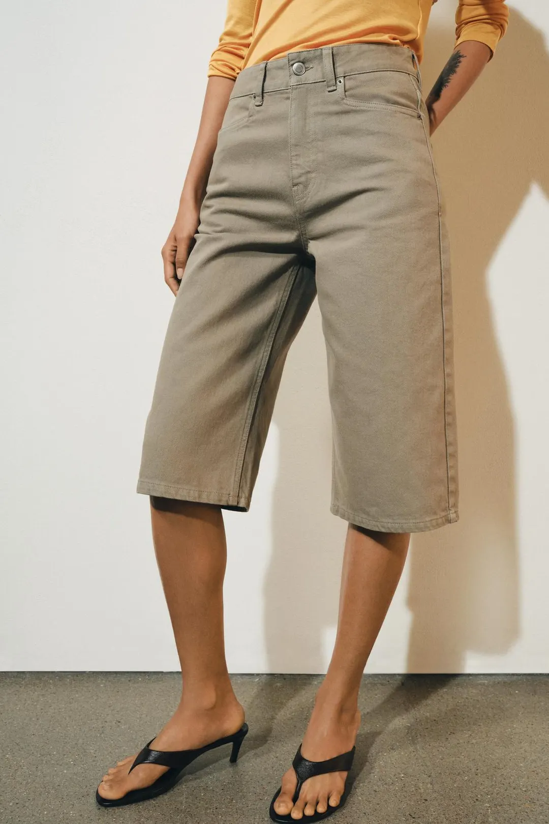 Джинсовые бермуды ZW Collection со средней посадкой, Zara